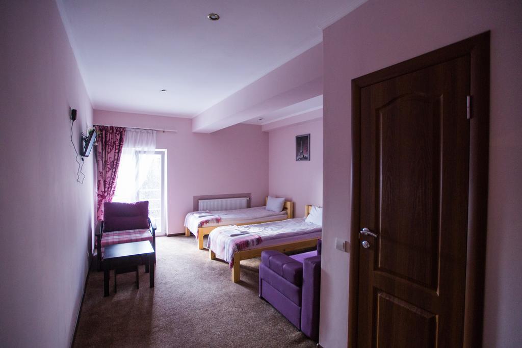 Avino Apart - Hostel Lviv Exterior photo