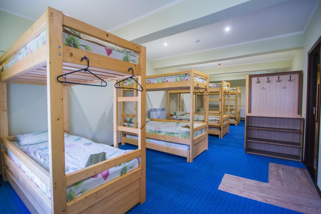 Avino Apart - Hostel Lviv Room photo