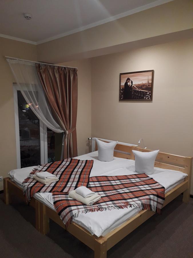 Avino Apart - Hostel Lviv Exterior photo